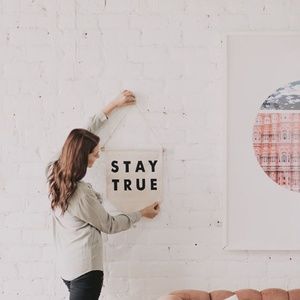 Stay True Altru Canvas Banner Cause Box 14x17" New